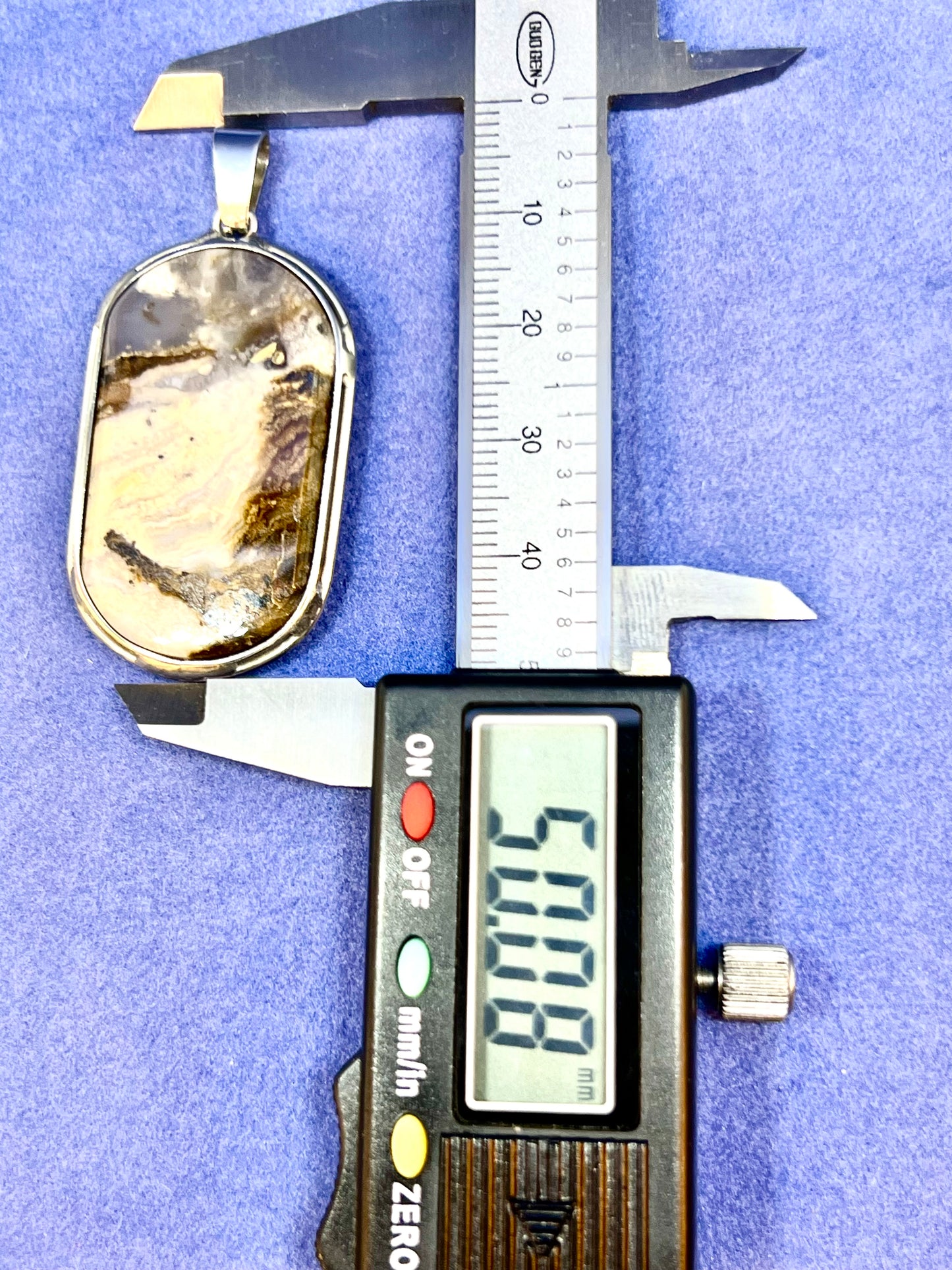 Natural Indonesia plume agate pendant