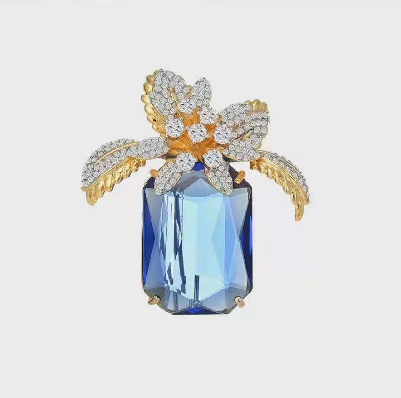 Exquisite Sapphire and Gold Leaf Brooch