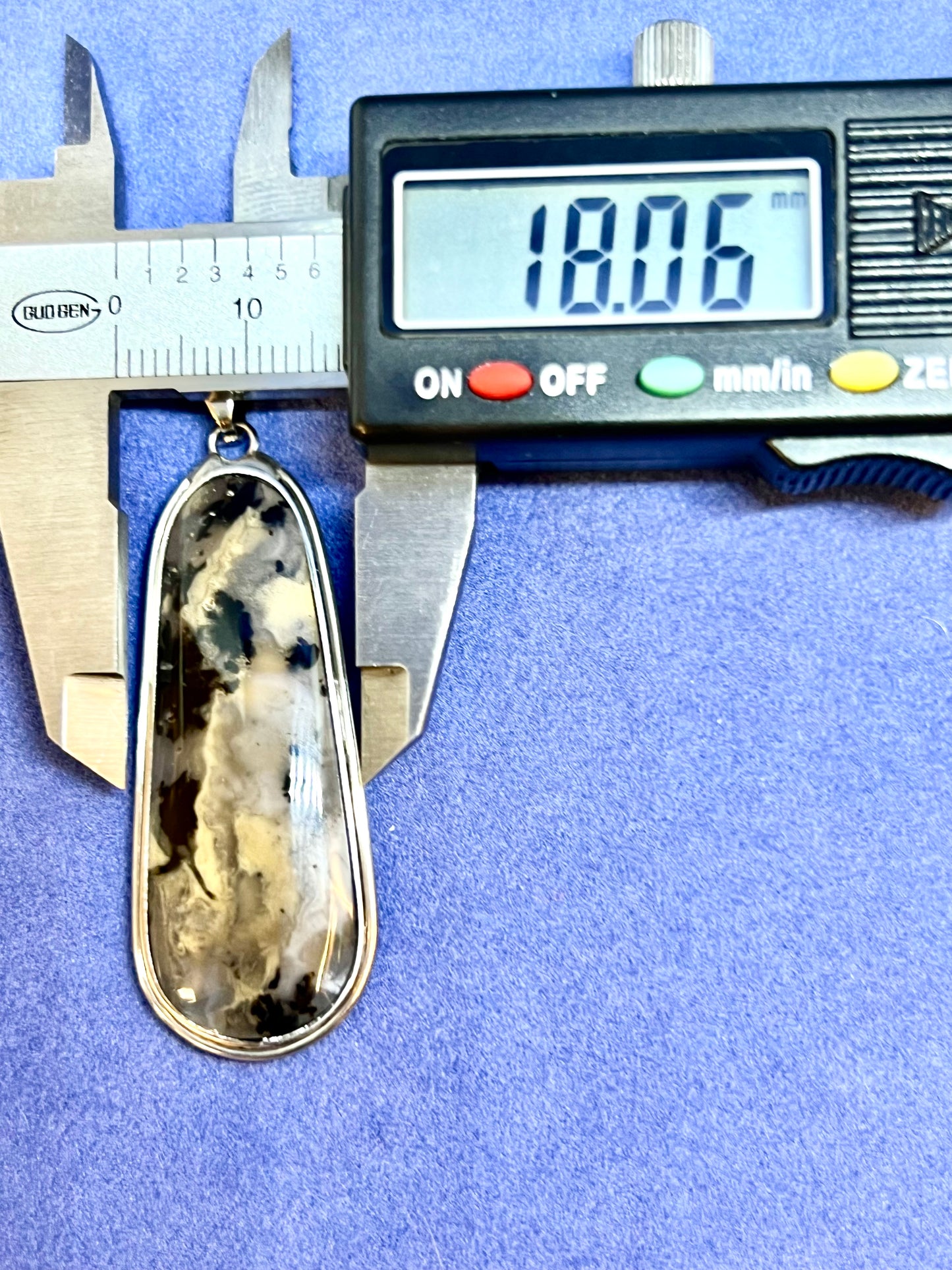 Natural plume agate pendant