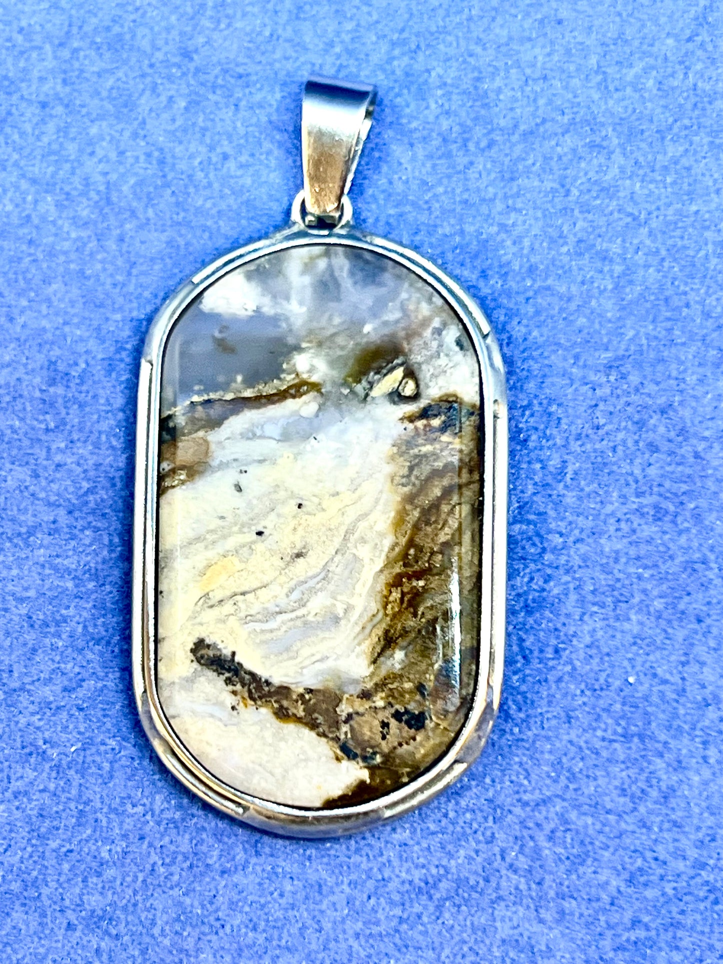 Natural Indonesia plume agate pendant