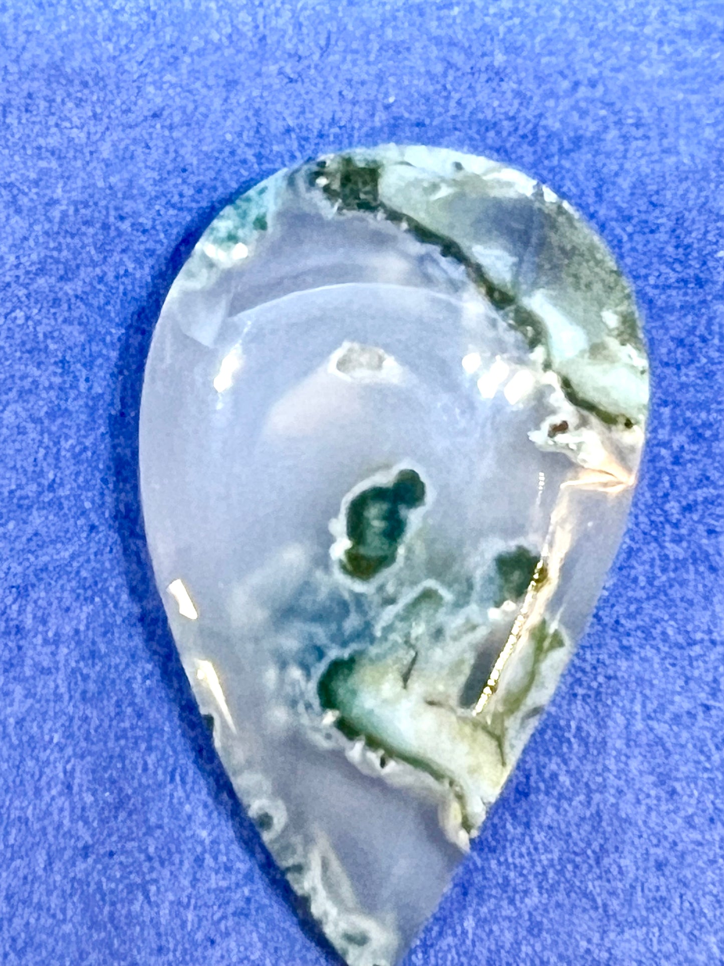 Natural moss agate