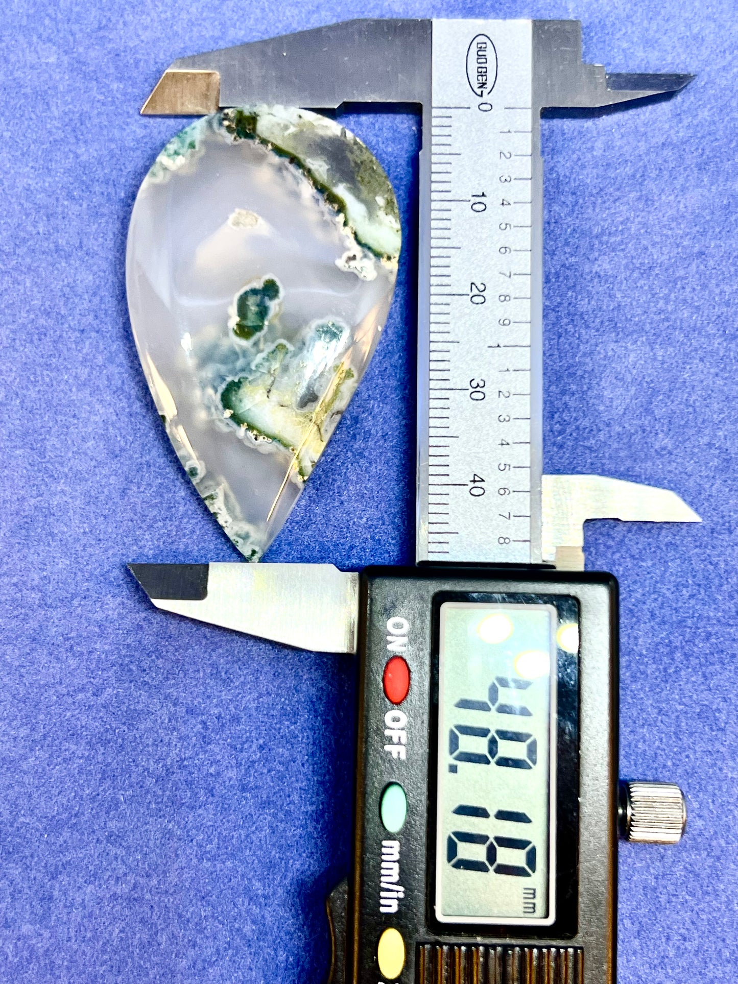 Natural moss agate