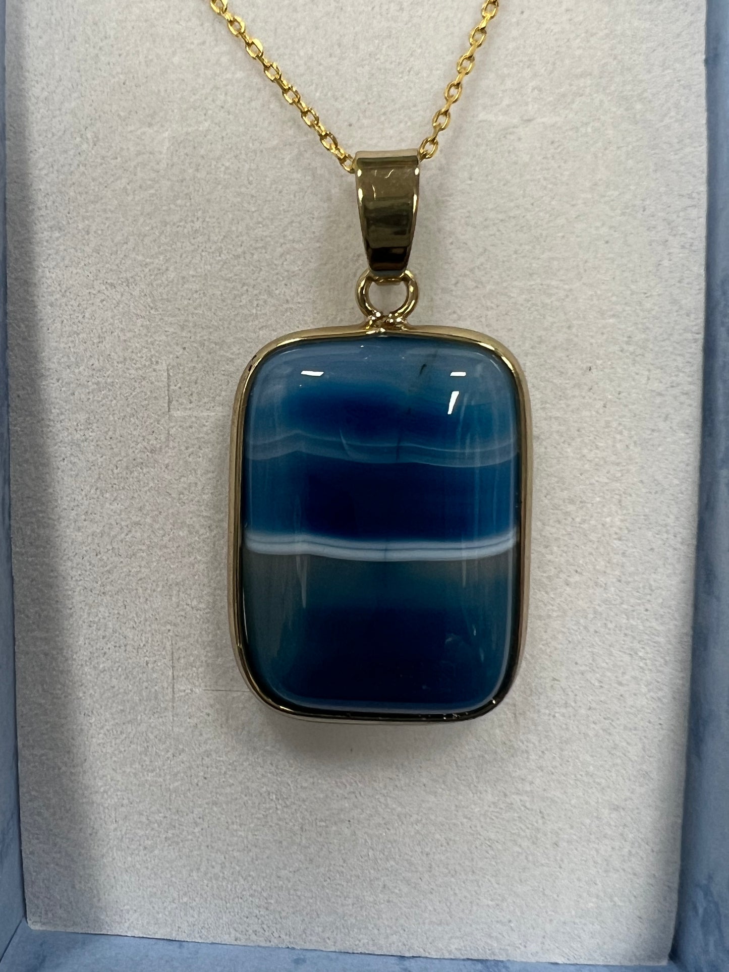 Blue Lacy agate pendant with chain