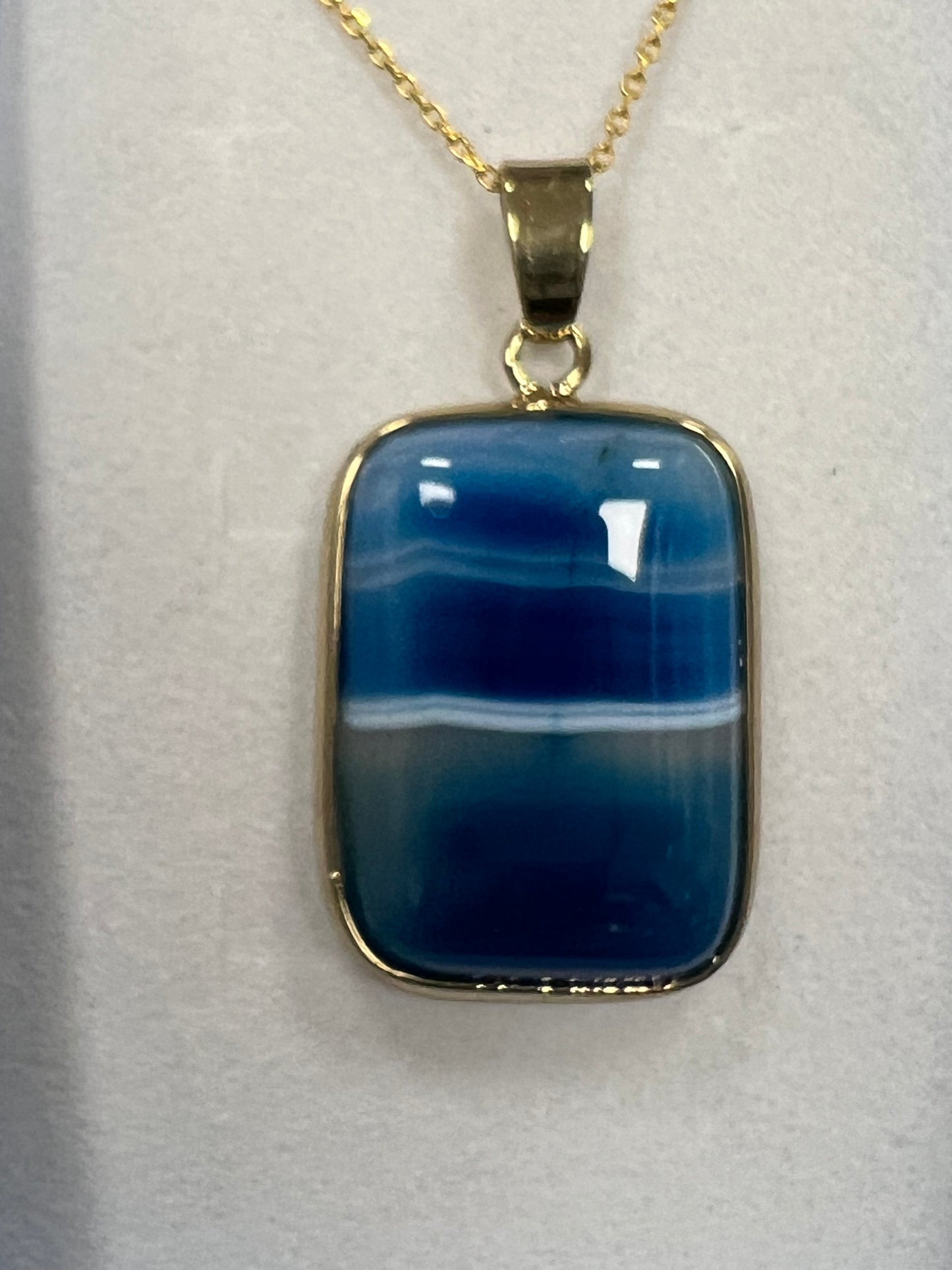 Blue Lacy agate pendant with chain
