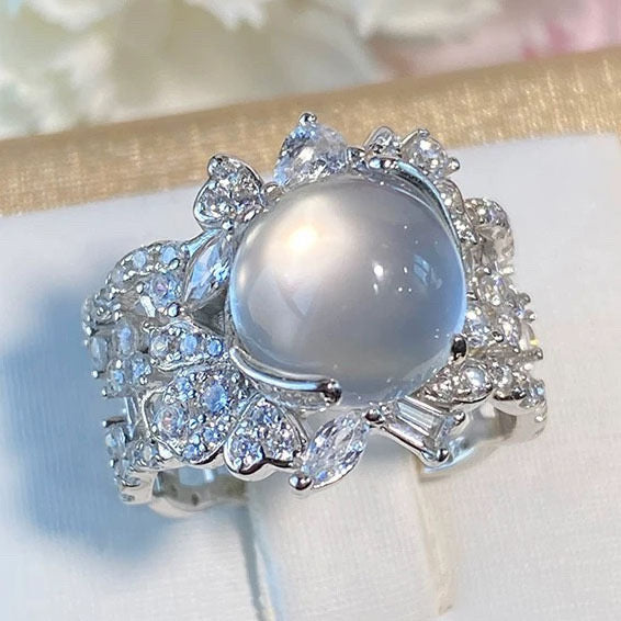 Cat’s eye glass cubicle zirconia white gold plated ring