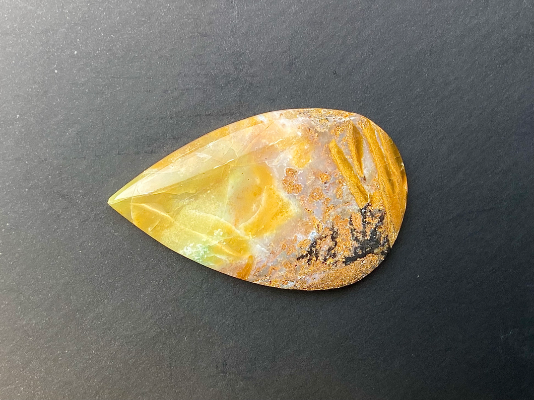 Natural Indonesia Bumble Bee Agate Stone