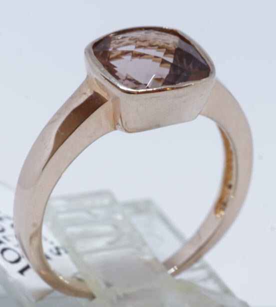 Morganite 2.8 Ct. Checker board cut Oval shape ring