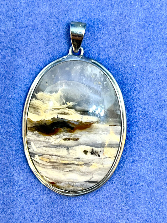 Natural Indonesia plume agate pendant