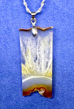 Load image into Gallery viewer, Natural chalcedony pendant
