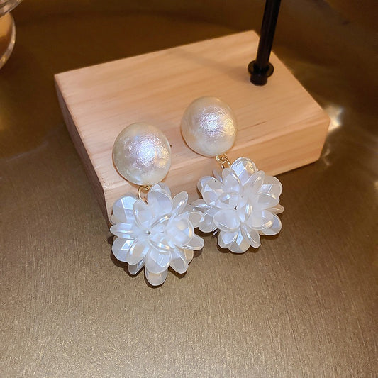 Acrylic flower drop earrings