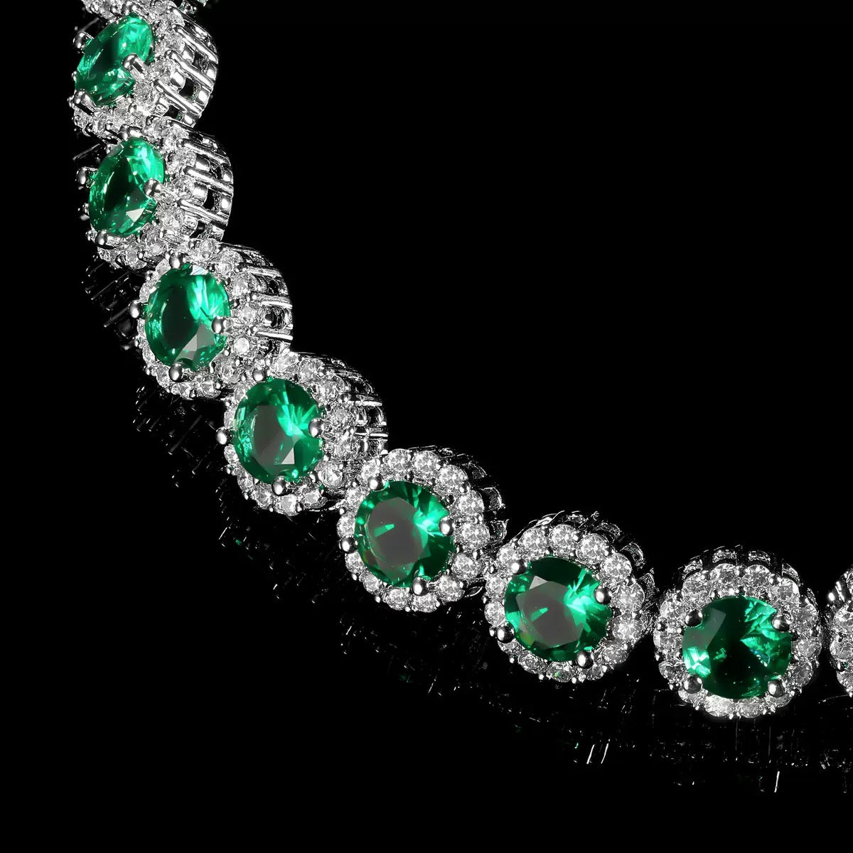 Similant emerald diamond tennis bracelet