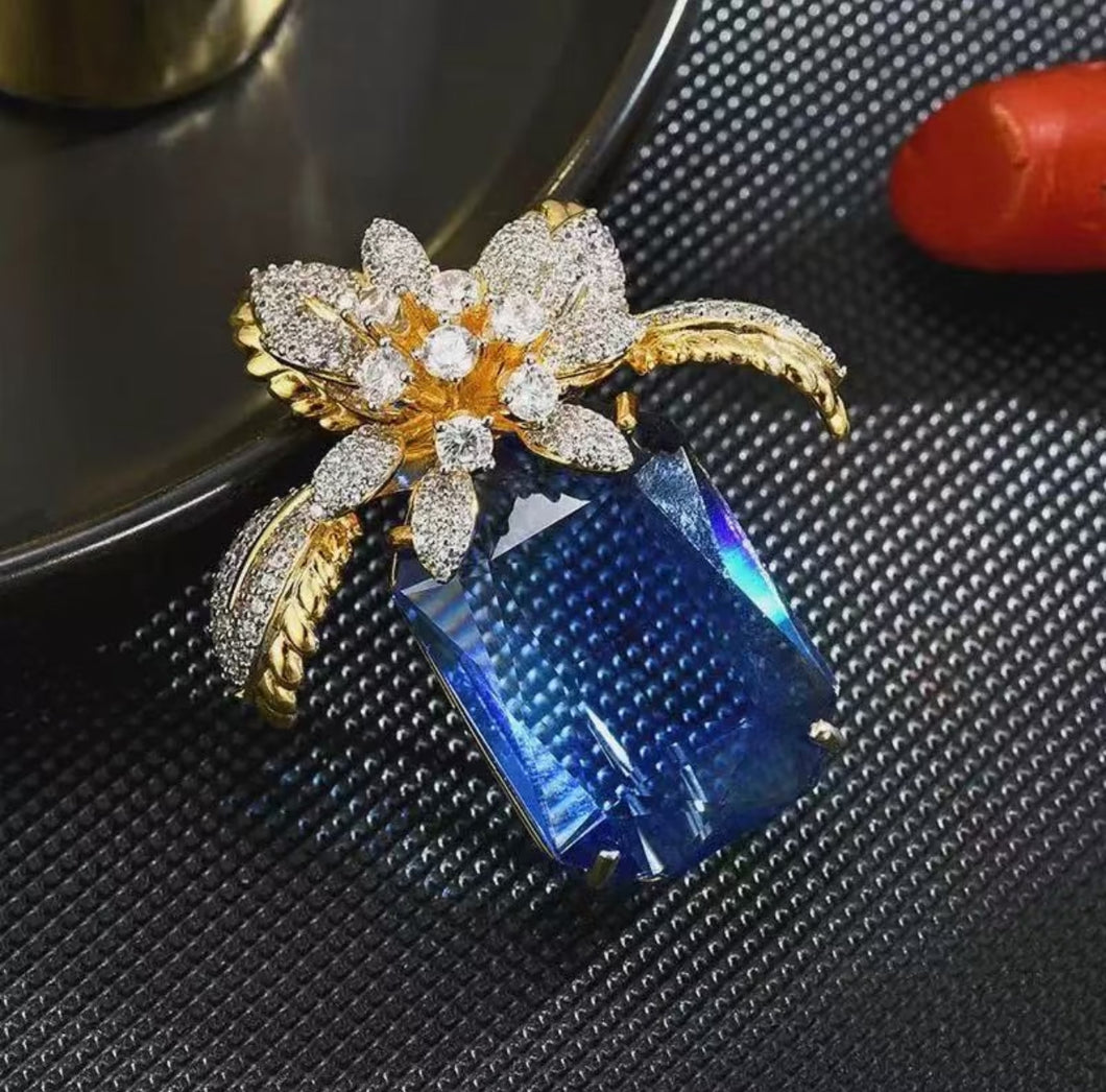 Exquisite Sapphire and Gold Leaf Brooch