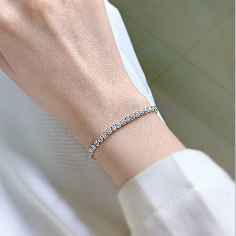 Cubic zirconia line bracelet