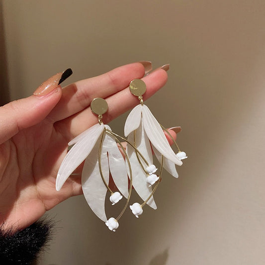 White acrylic flower pedal drop earring