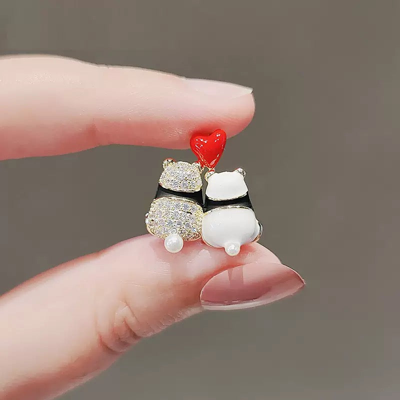 Cute puff love panda heart pin