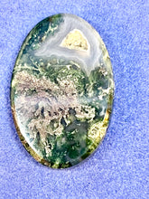 Load image into Gallery viewer, Natural moss agate
