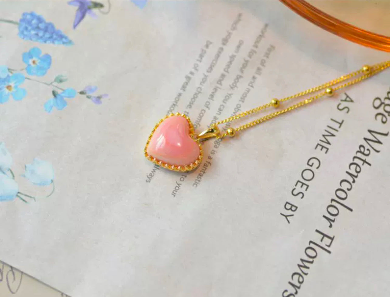 Natural Queen Shell Rouge Snail Powder Pink heart pendant and necklace