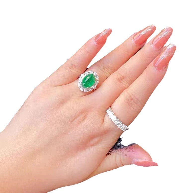 Gorgeous bright green crystal cubic zirconia 18k gold plated ring