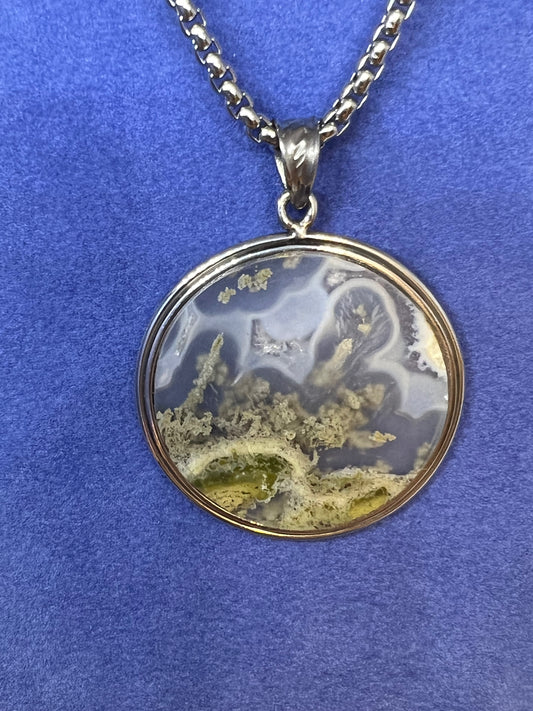 Natural land scape Moss Agate pendant