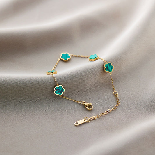 Mini green clover bracelet