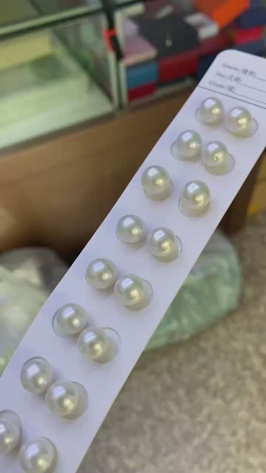 9-10 mm freshwater pearl studs