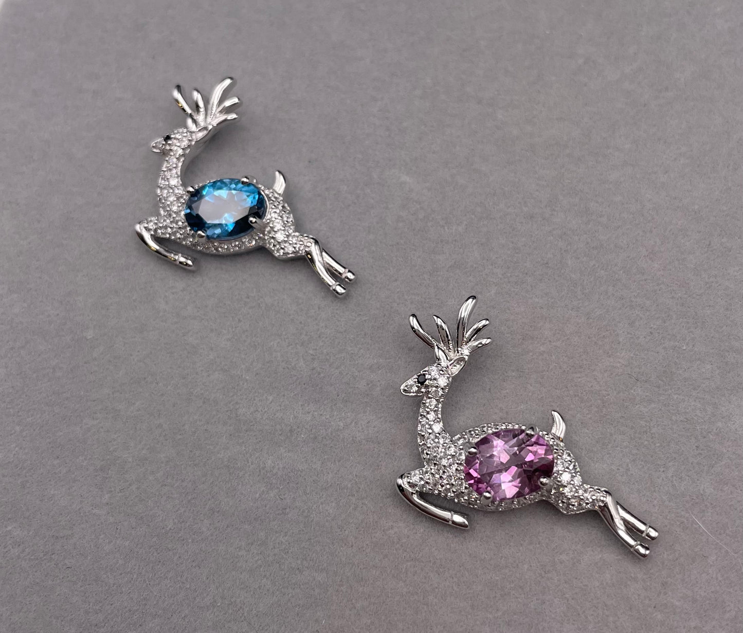 Topaz Jumping Deer Pendant/Necklace