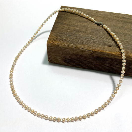 Short Pearl Necklace