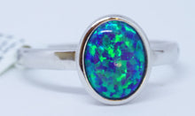 Load image into Gallery viewer, 1 IL Opal 0.5Ct Ring
