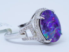Load image into Gallery viewer, 1 Opal 3.5 Ct. 70 cubic Zirconia Ring
