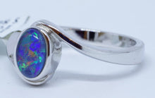Load image into Gallery viewer, Opal 0.8Ct Ring
